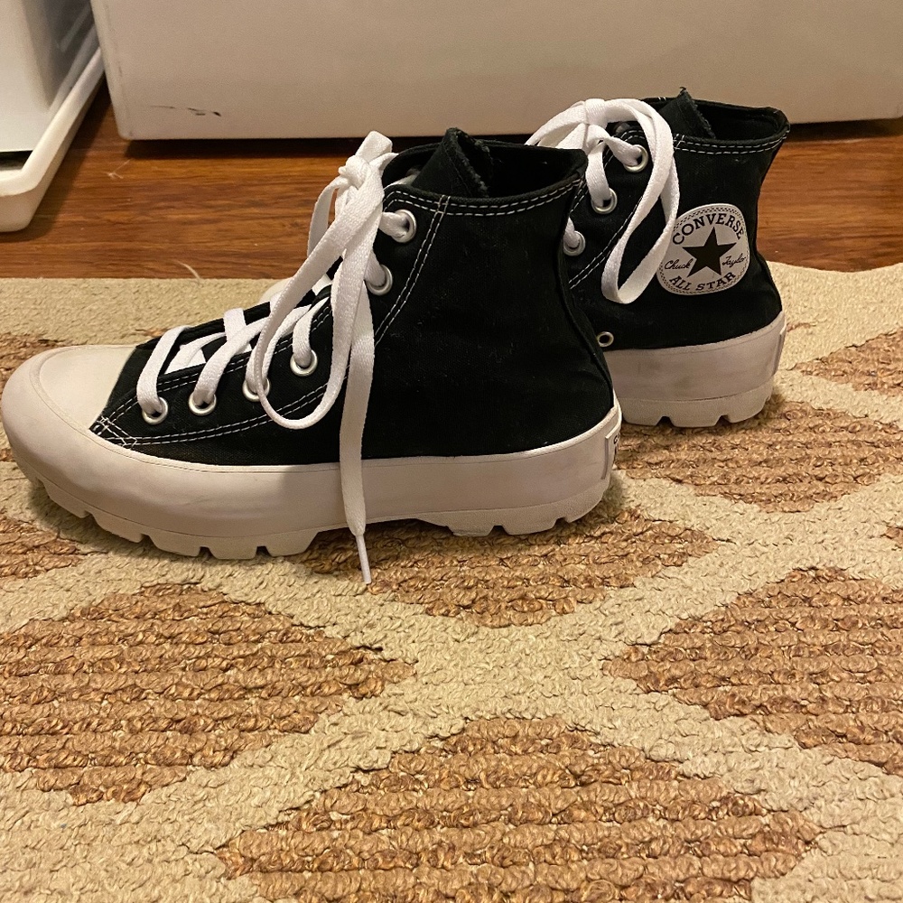 Women’s Platform converse